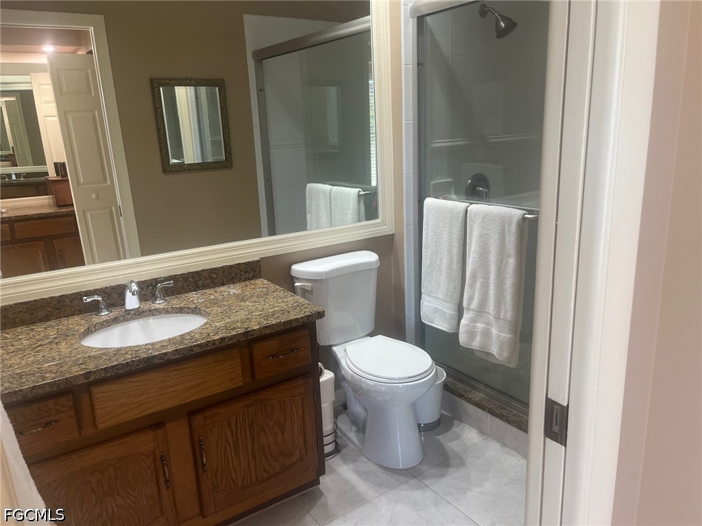 2 Bed Waterfront Home for Sale in Seven Lakes, photo 13