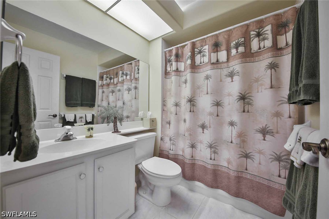 2 Bed Condominium for Sale in Bonita Springs, photo 13