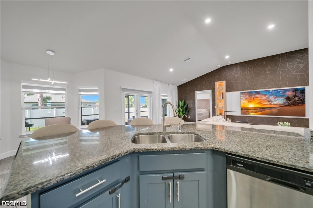4 Bed SingleFamilyResidence for Sale in Cape Coral, photo 13