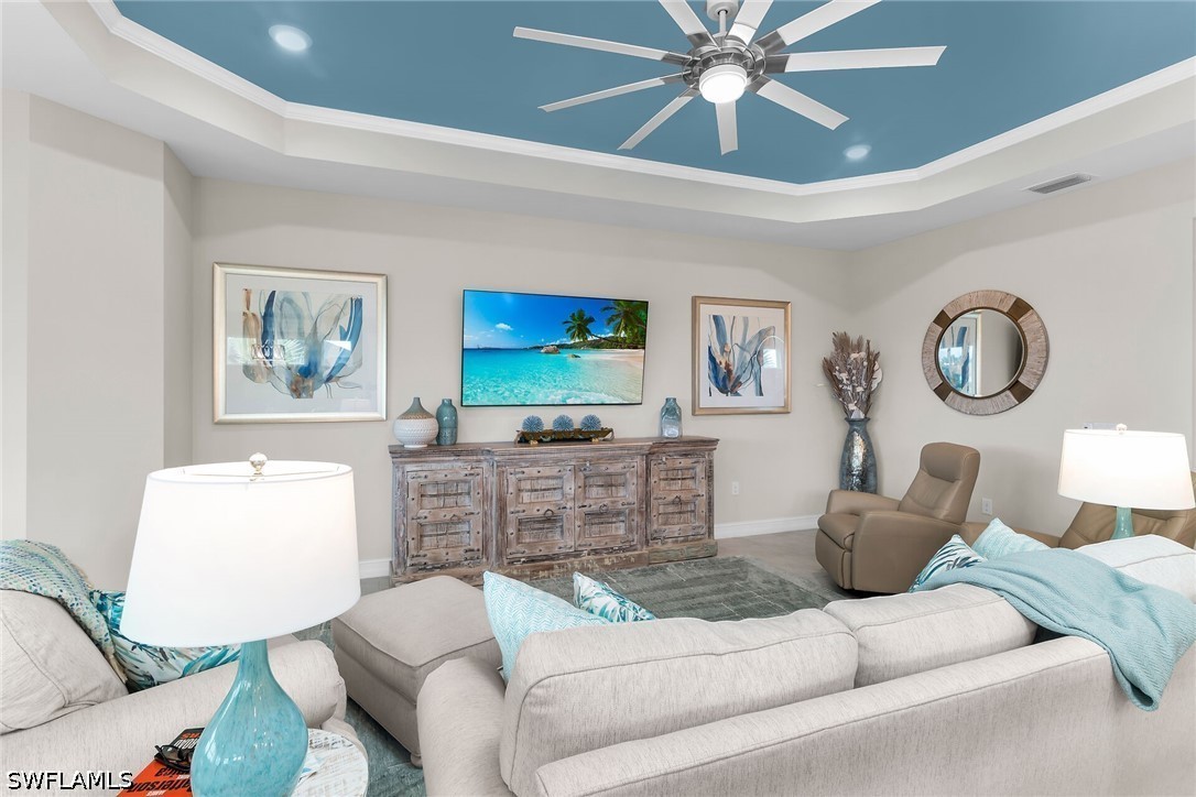3 Bed Pool Home for Sale in Naples, photo 13