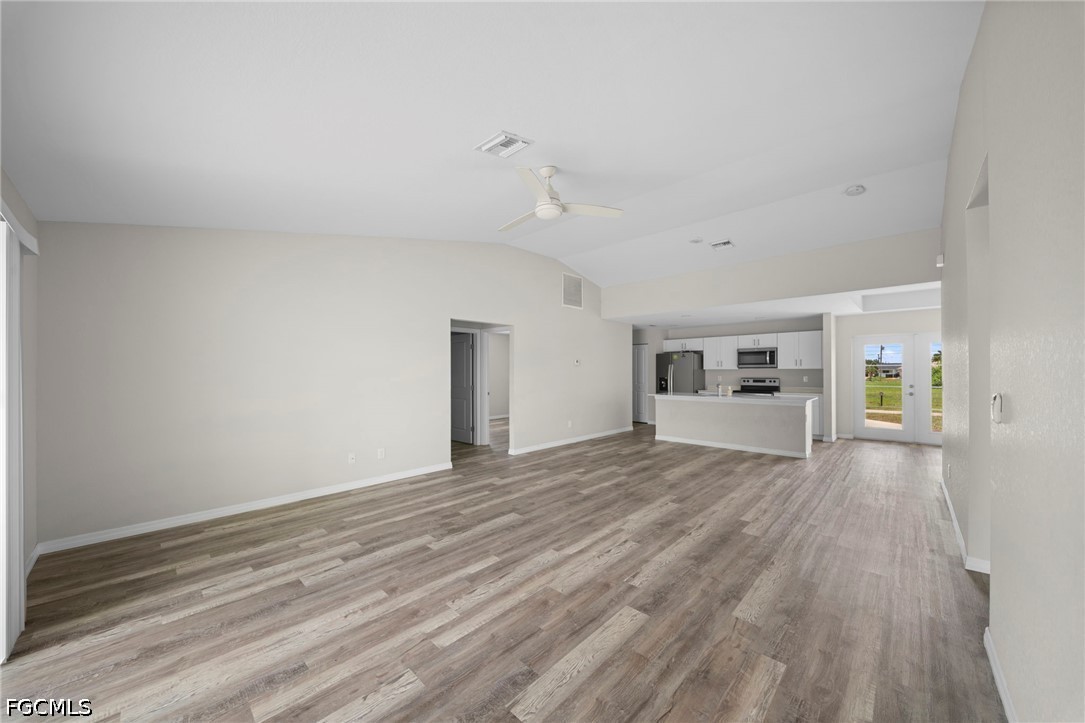4 Bed SingleFamilyResidence for Sale in Cape Coral, photo 13