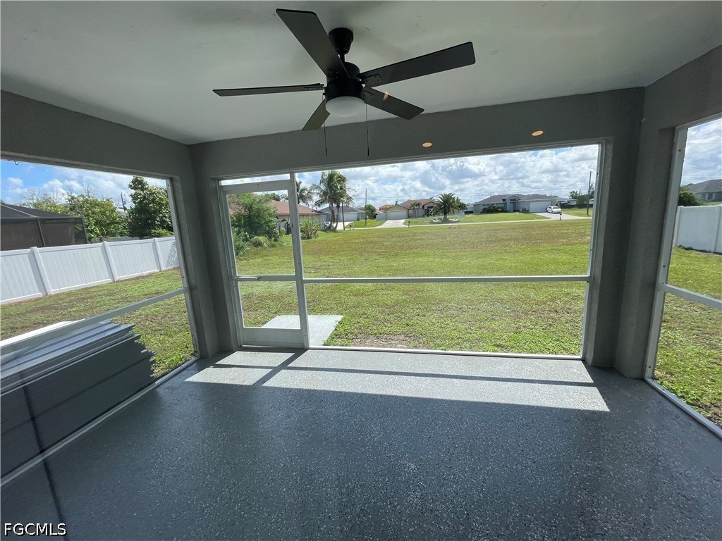 3 Bed SingleFamilyResidence for Sale in Cape Coral, photo 13