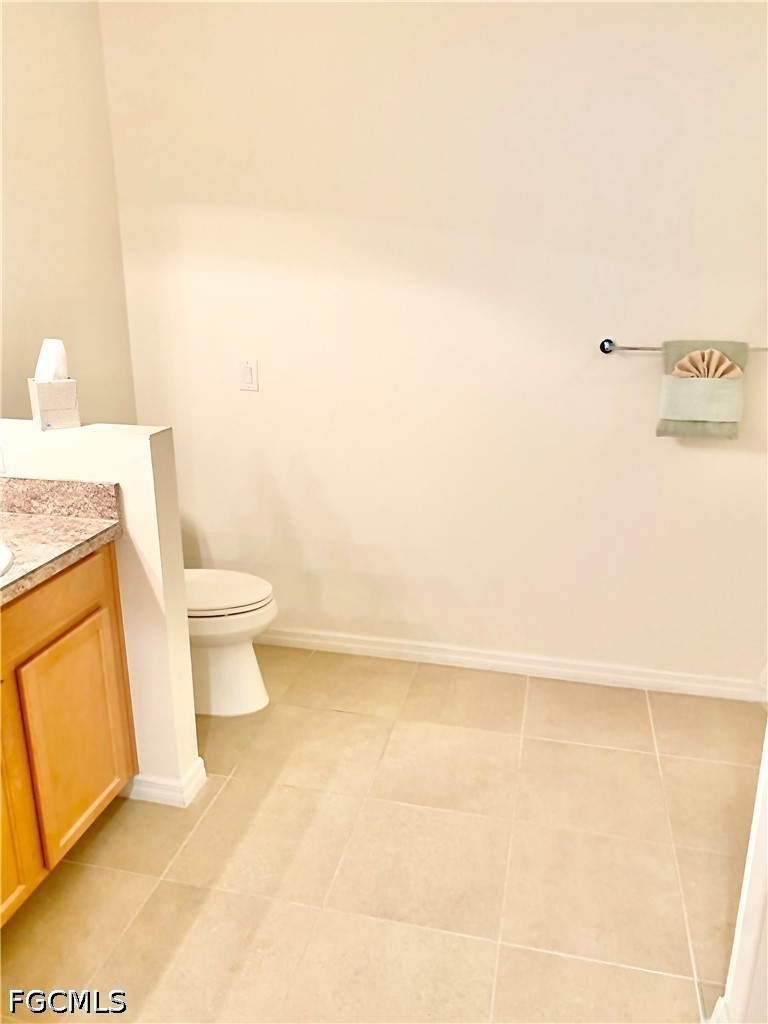 2 Bed Waterfront Home for Sale in Marblebrook, photo 13