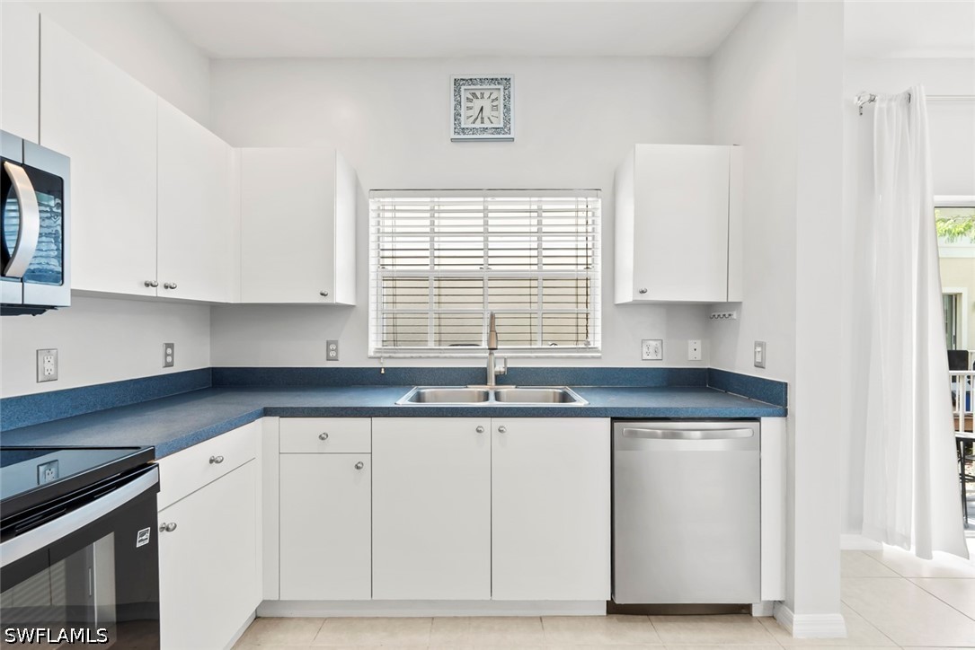 3 Bed Townhouse for Sale in Cypress Glen Village, photo 13