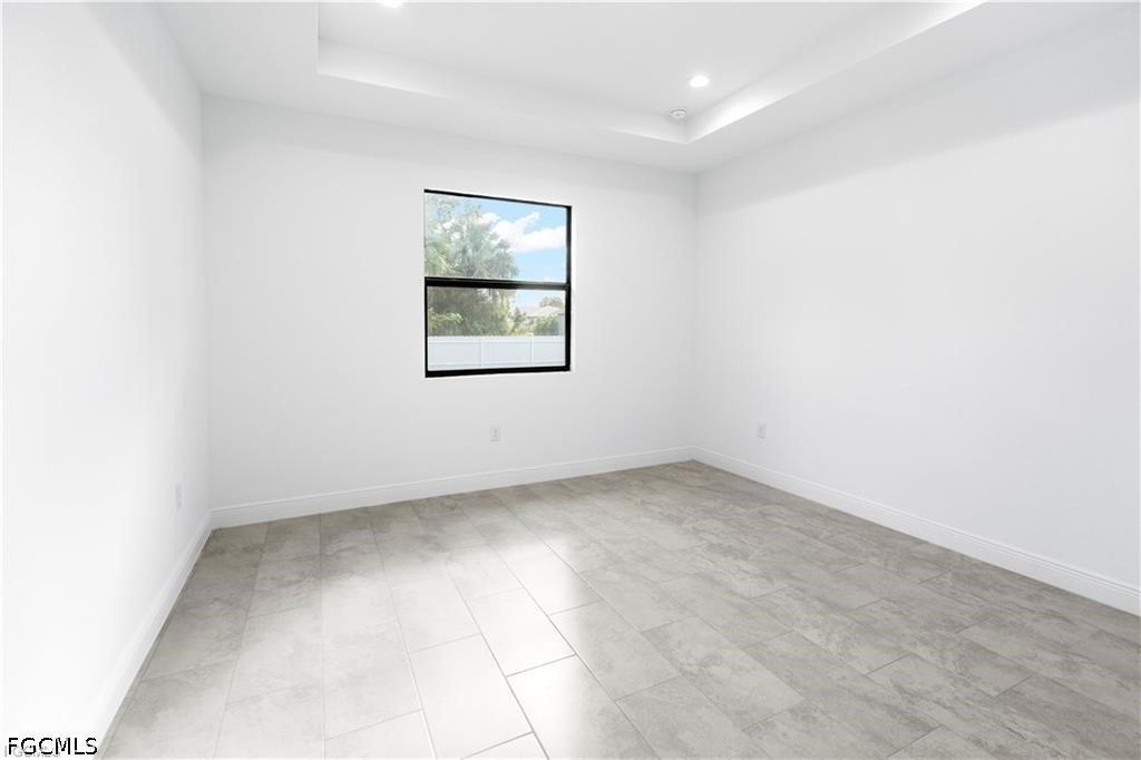 3 Bed SingleFamilyResidence for Sale in Port Labelle, photo 13