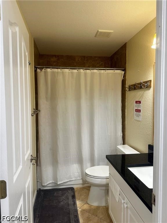 3 Bed Waterfront Home for Sale in Cape Coral, photo 13