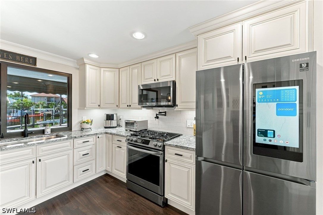 3 Bed Pool Home for Sale in Marco Island, photo 13