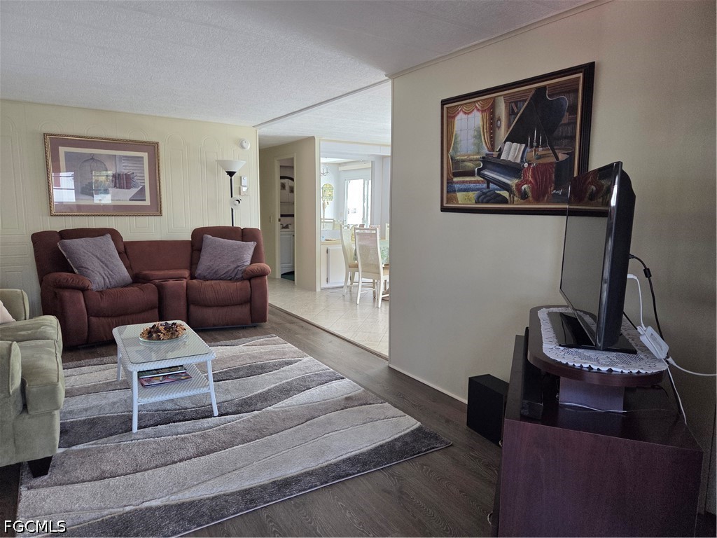 2 Bed ManufacturedHome for Sale in North Fort Myers, photo 13