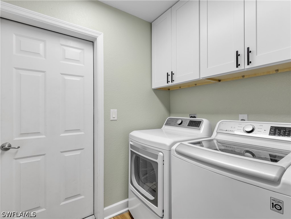 3 Bed SingleFamilyResidence for Sale in Estero, photo 13