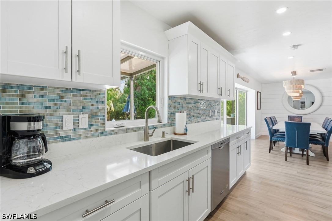 4 Bed Pool Home for Sale in Hallendale, photo 13
