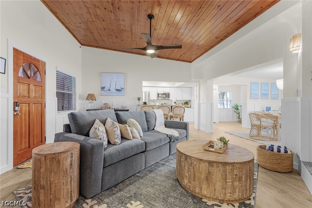 2 Bed Pool Home for Sale in Shell Mound Park, photo 13