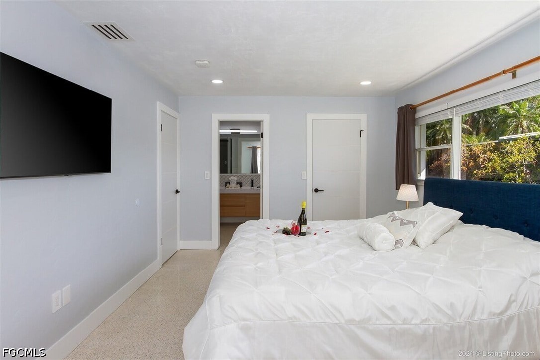 2 Bed Pool Home for Sale in Cape Coral, photo 13