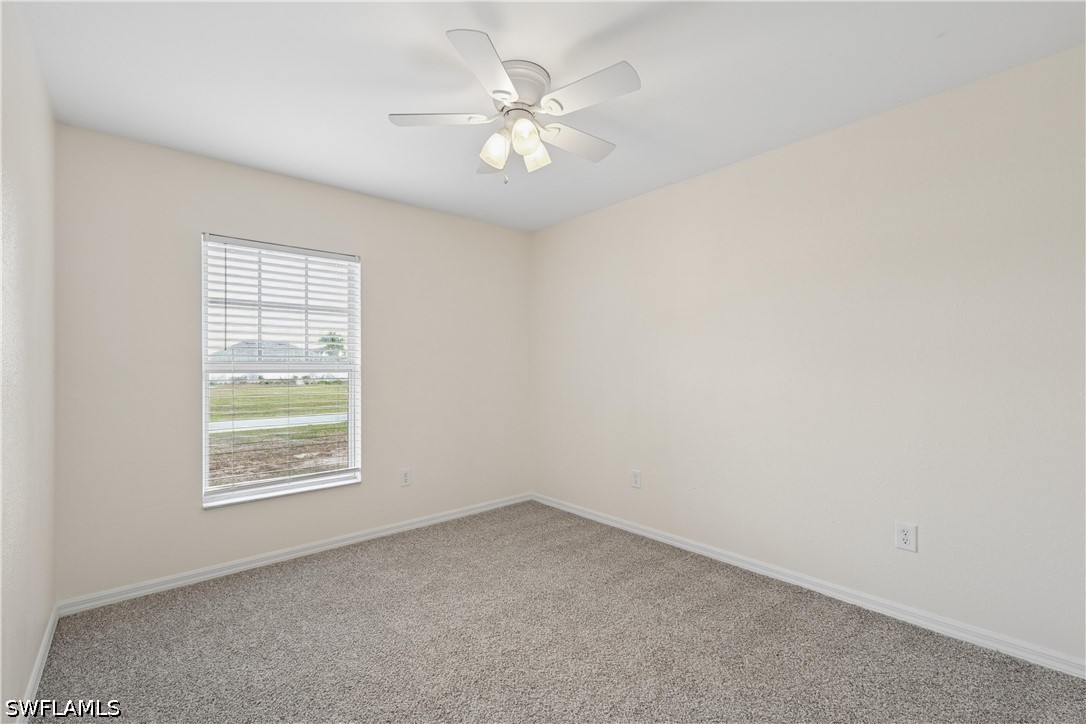 3 Bed SingleFamilyResidence for Sale in Cape Coral, photo 13