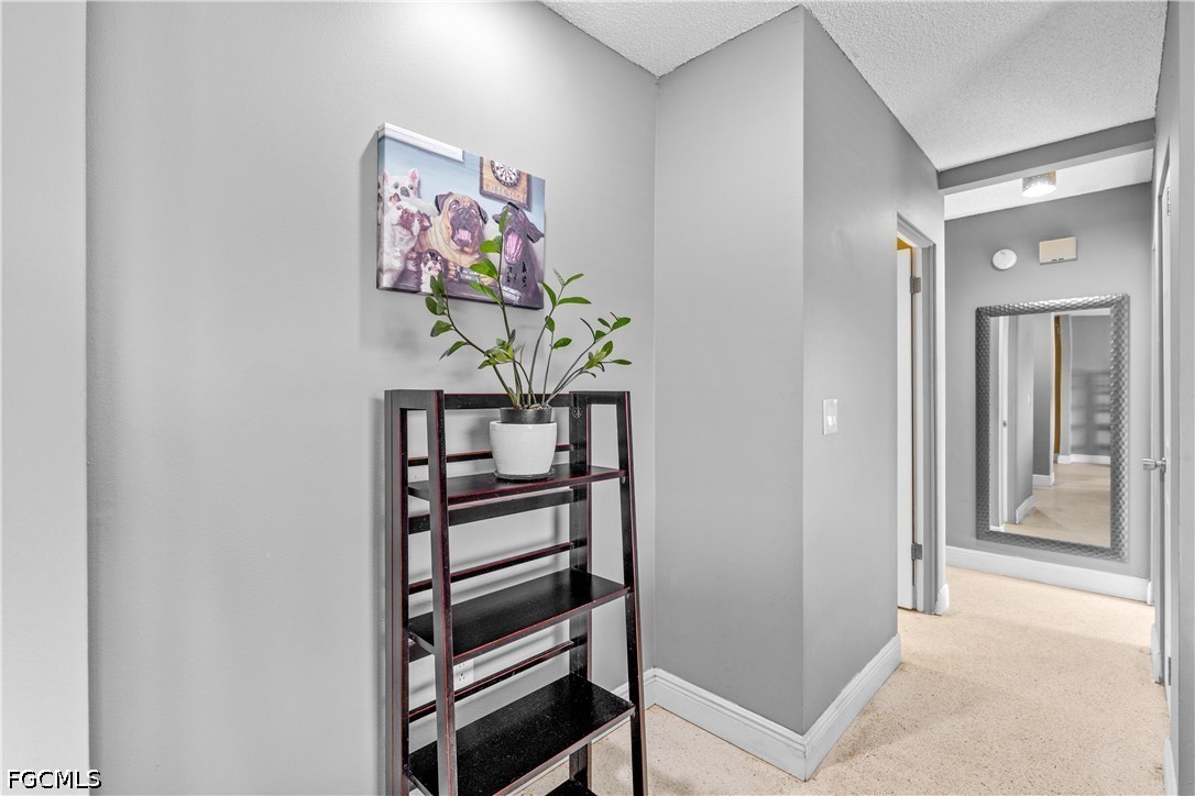 2 Bed SingleFamilyResidence for Sale in Cape Coral, photo 13