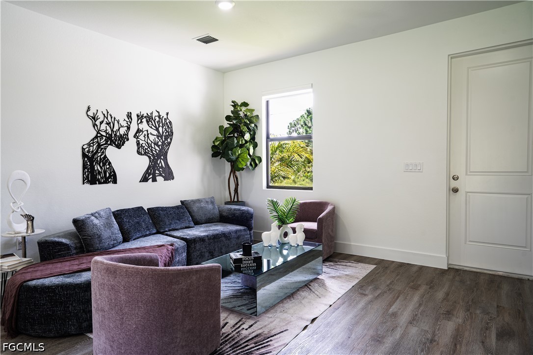 3 Bed SingleFamilyResidence for Sale in Port Labelle, photo 13