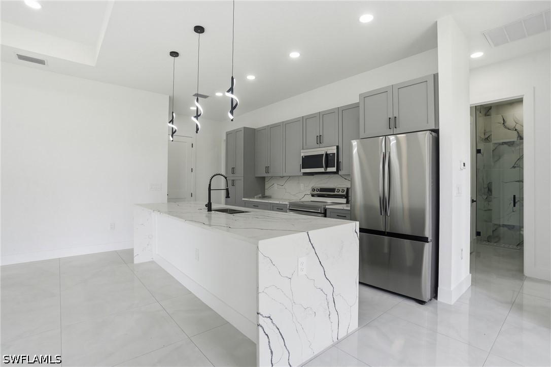 3 Bed SingleFamilyResidence for Sale in Lehigh Acres, photo 13
