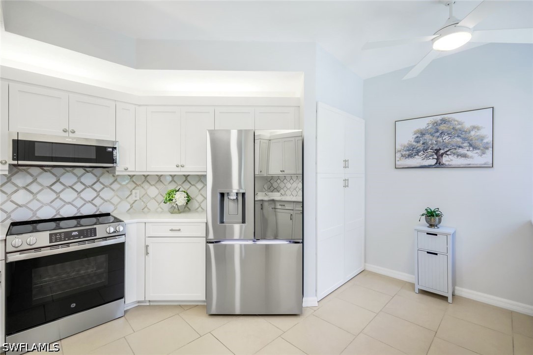 2 Bed Condominium for Sale in Naples, photo 13