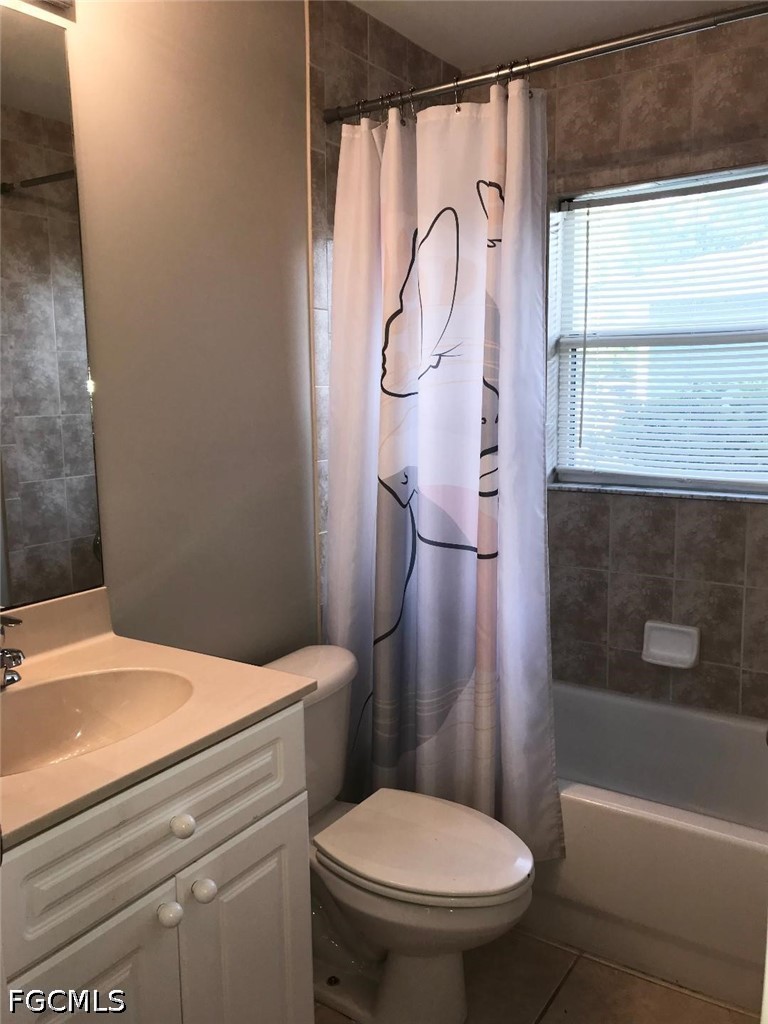 2 Bed Duplex for Sale in Cape Coral, photo 13