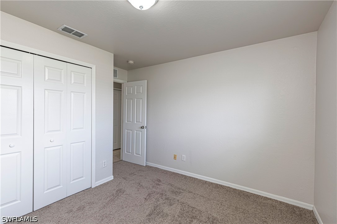 3 Bed SingleFamilyResidence for Sale in Cape Coral, photo 13