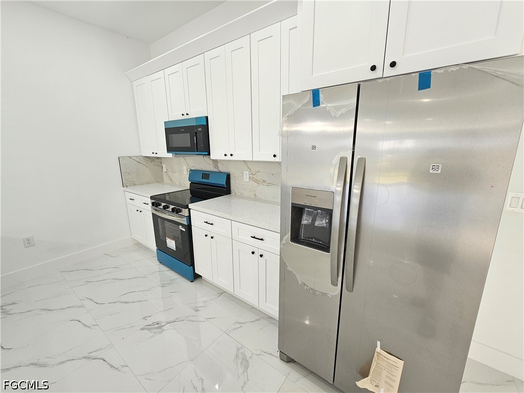 3 Bed Duplex for Sale in Cape Coral, photo 13