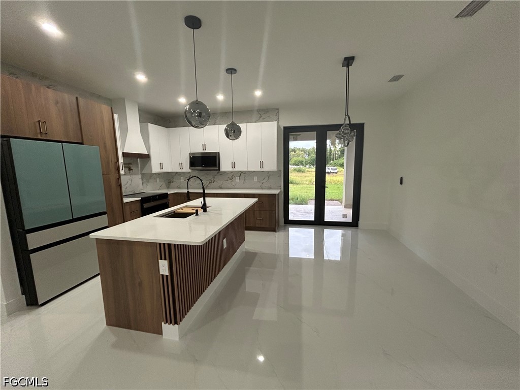 3 Bed SingleFamilyResidence for Sale in Lehigh Acres, photo 13