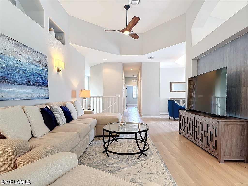 3 Bed Condominium for Sale in Turtle Point, photo 13