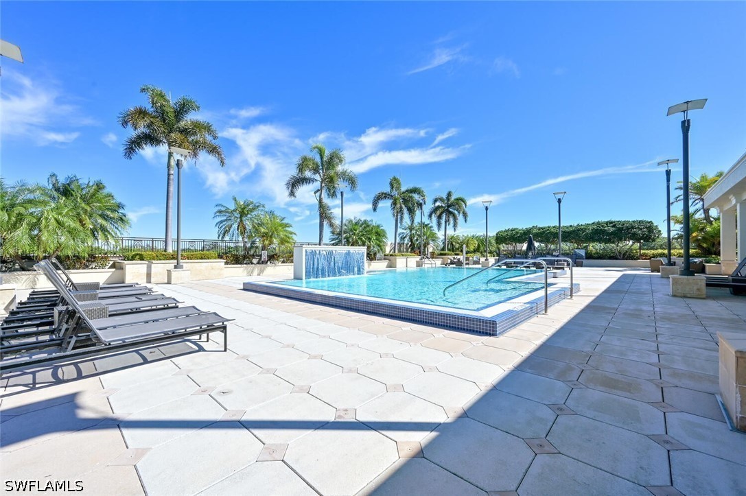 2 Bed Condominium for Sale in The Strada, photo 13