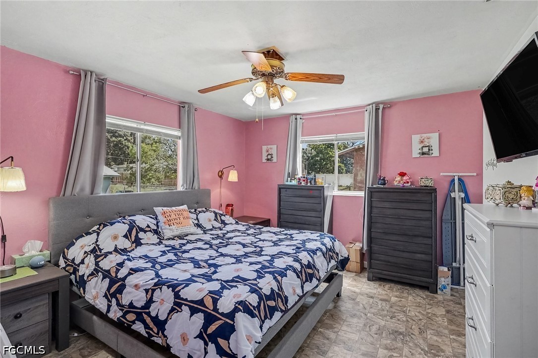 3 Bed SingleFamilyResidence for Sale in Fort Myers, photo 13
