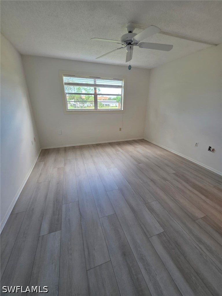 2 Bed Condominium for Sale in Naples, photo 13