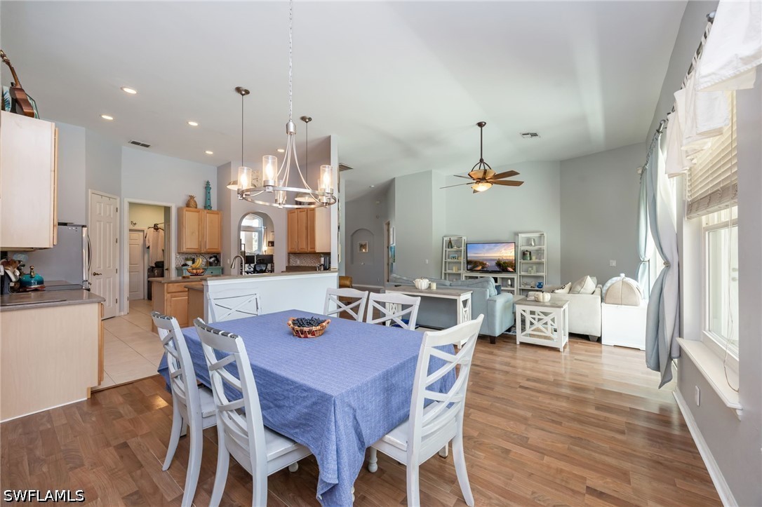 4 Bed SingleFamilyResidence for Sale in Naples, photo 13