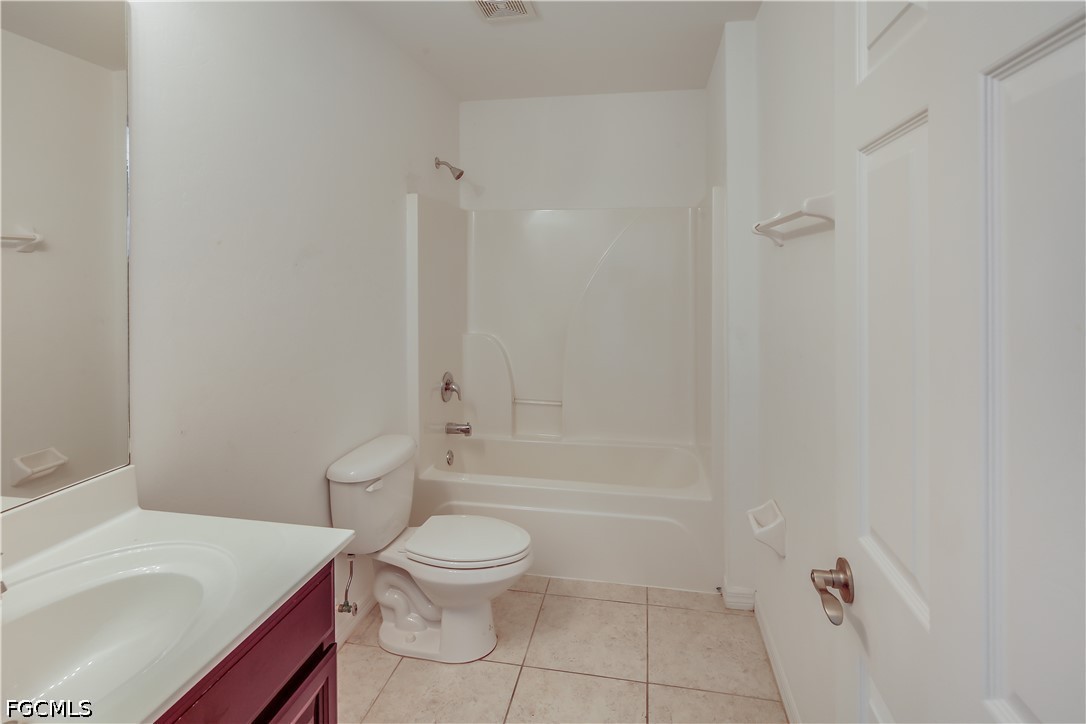 3 Bed Townhouse for Sale in Fort Myers, photo 13