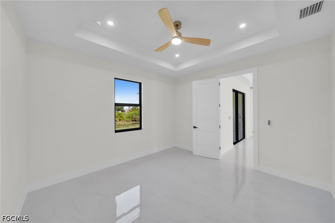 3 Bed Waterfront Home for Sale in Cape Coral, photo 13