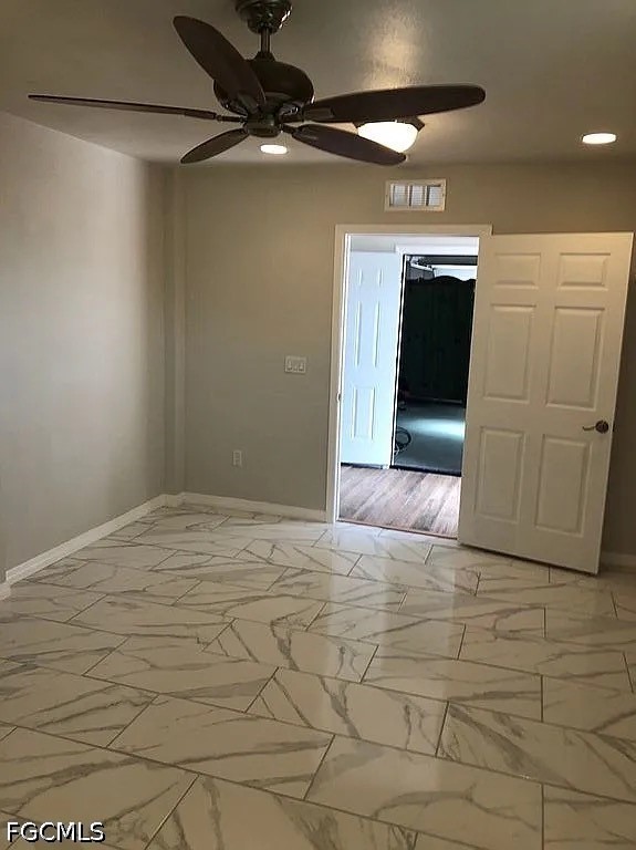 4 Bed SingleFamilyResidence for Sale in Harbor Heights, photo 13