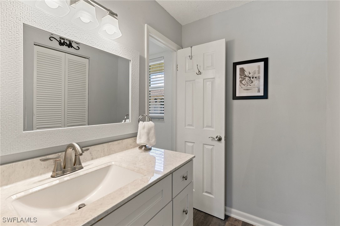 2 Bed Condominium for Sale in Naples, photo 14