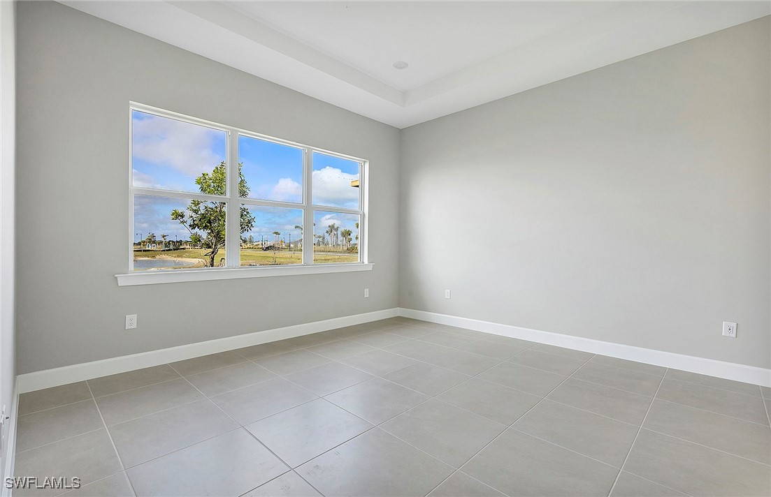 3 Bed Waterfront Home for Sale in Terrawalk, photo 14