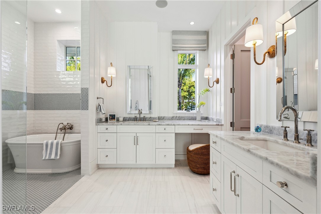 5 Bed Pool Home for Sale in Olde Naples, photo 14