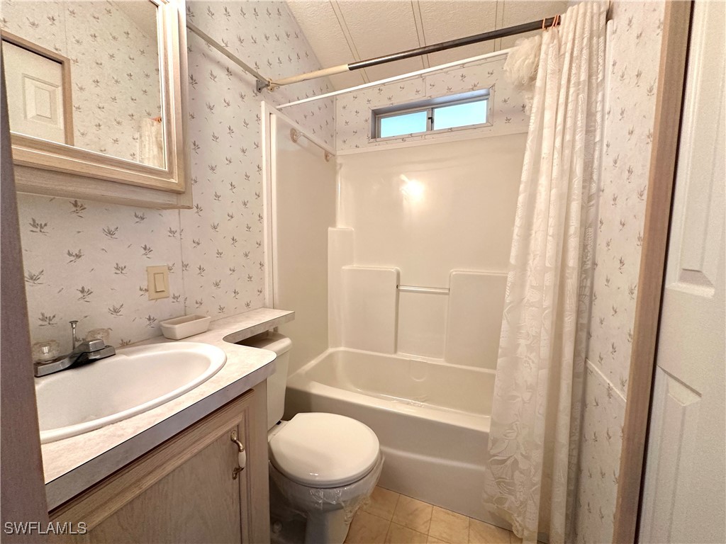 1 Bed ManufacturedHome for Sale in Estero, photo 14