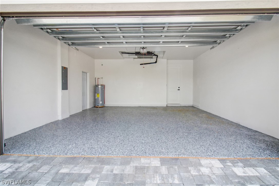 3 Bed SingleFamilyResidence for Sale in Cape Coral, photo 14