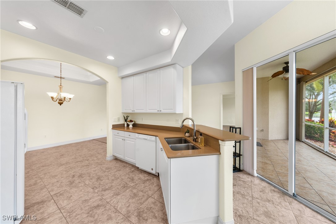 3 Bed Waterfront Home for Sale in Fort Myers, photo 14