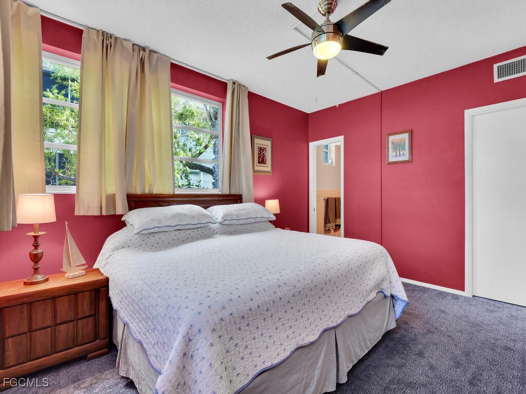2 Bed Condominium for Sale in Cape Coral, photo 14