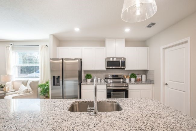 4 Bed SingleFamilyResidence for Sale in Cape Coral, photo 14