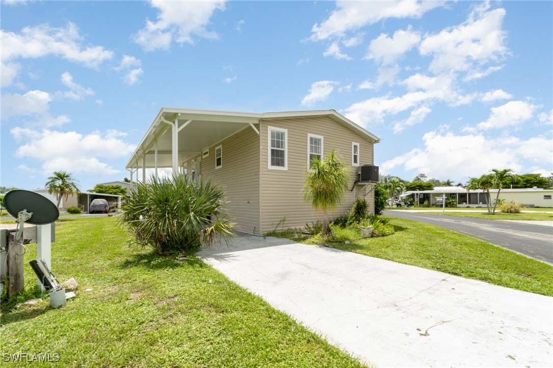 2 Bed ManufacturedHome for Sale in Fort Myers, photo 14