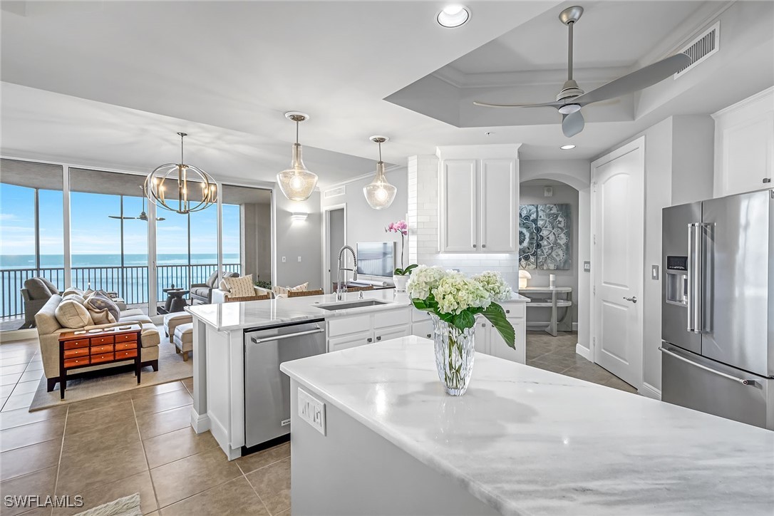 3 Bed Waterfront Home for Sale in Fort Myers, photo 14