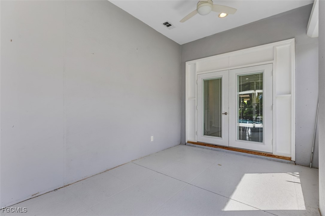 3 Bed Pool Home for Sale in Fort Myers, photo 14