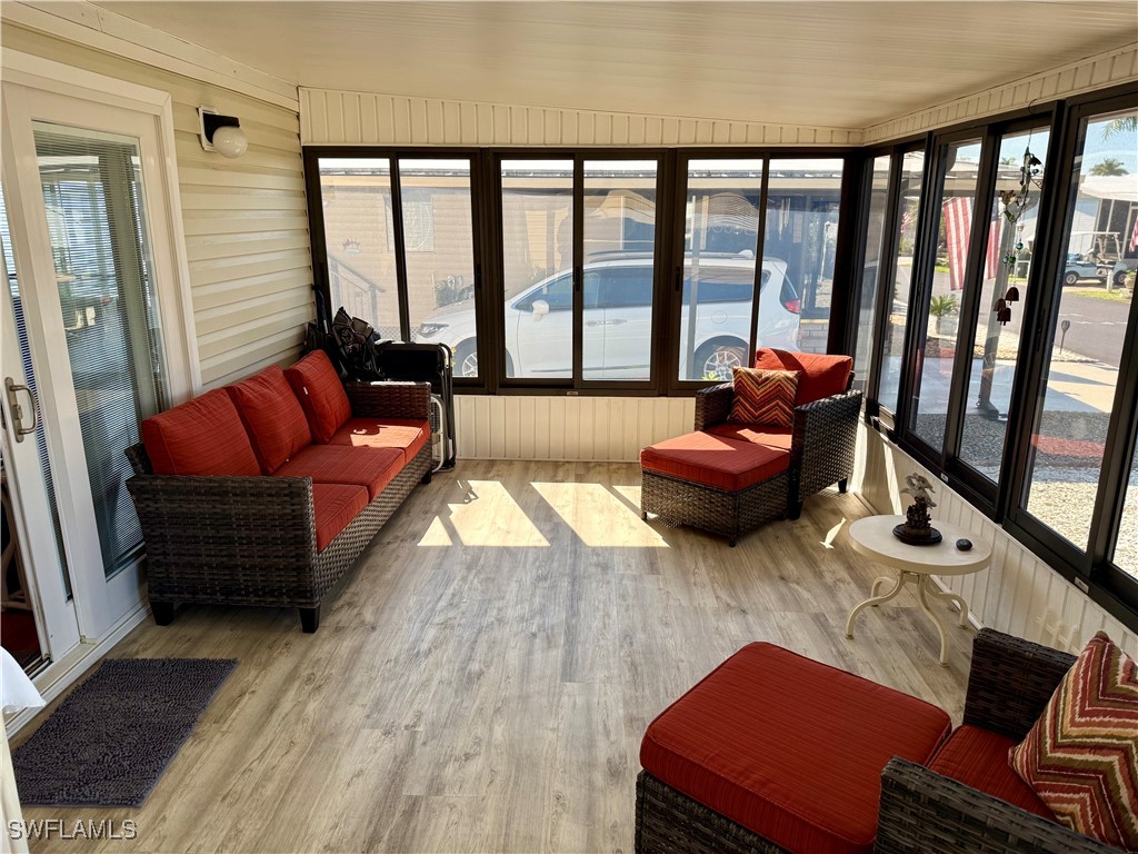 2 Bed ManufacturedHome for Sale in Naples, photo 14