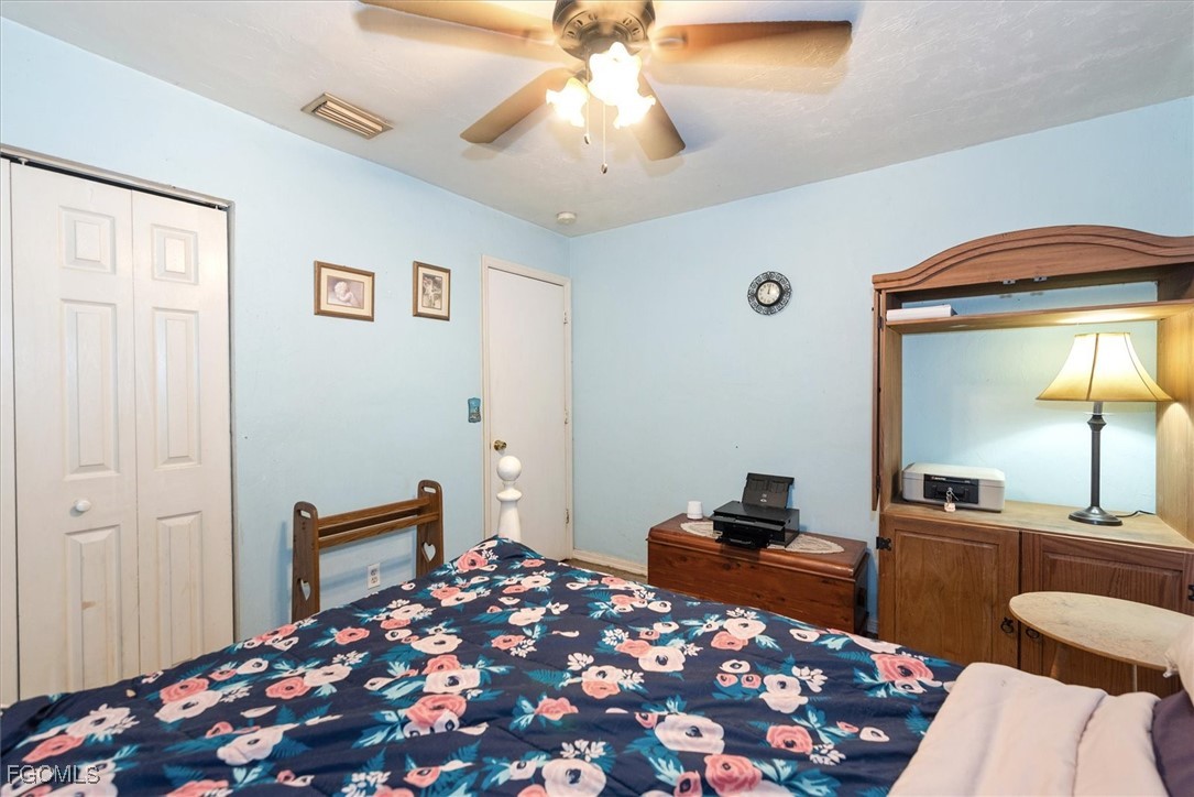 3 Bed SingleFamilyResidence for Sale in Lehigh Acres, photo 14