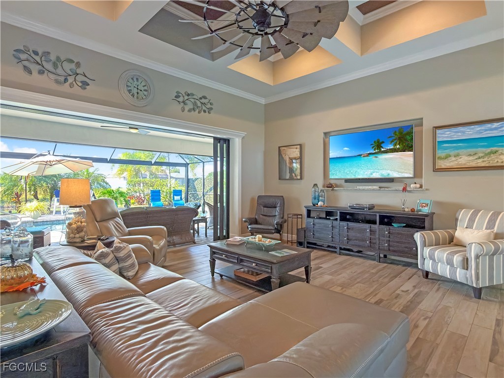 3 Bed Pool Home for Sale in Broadmoor, photo 14