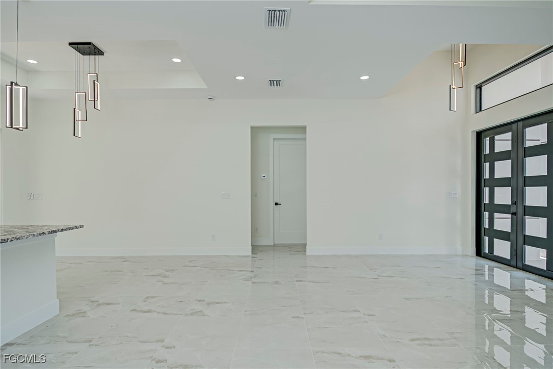 3 Bed SingleFamilyResidence for Sale in Lehigh Acres, photo 14