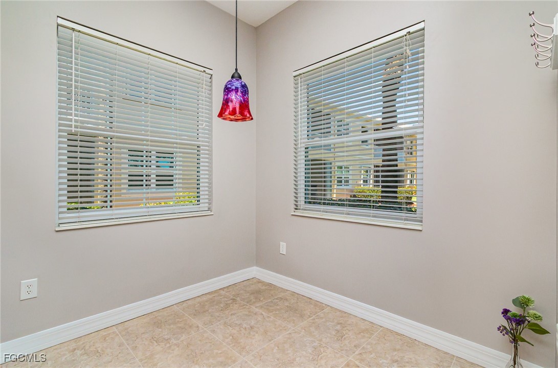 3 Bed Condominium for Sale in Jonathans Bay, photo 14