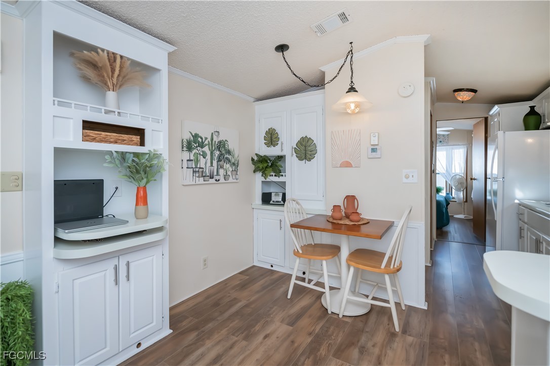 1 Bed ManufacturedHome for Sale in North Fort Myers, photo 14